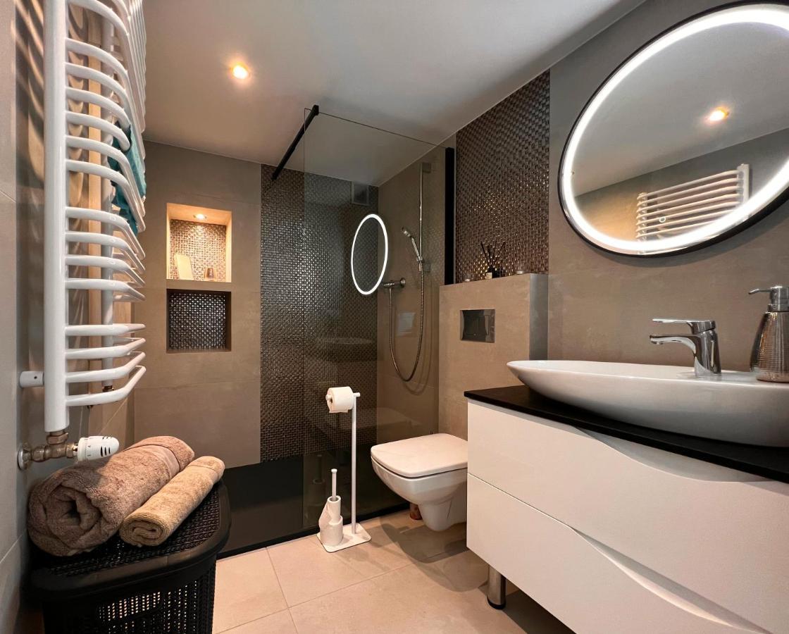 Apartament Calm Przy Rynku Z Klimatyzacja I Parkingiem Кельце Экстерьер фото
